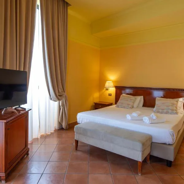 Hotel Nuvò, hotel di Naples