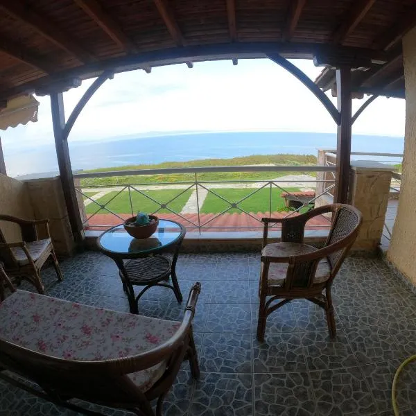 Sophia View Home- εξοχική κατοικία με θέα την θαλασσα โรงแรมในเนอาโปติไดอา