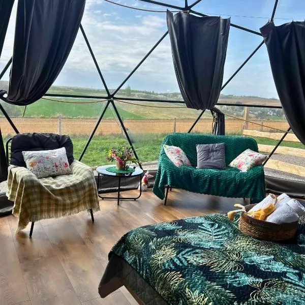 Glamping Sfera Marzeń, hotel v destinaci Szewna