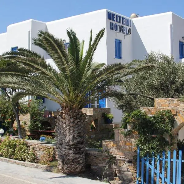 Meltemi Hotel Kythnos-Loutra、イウトラのホテル