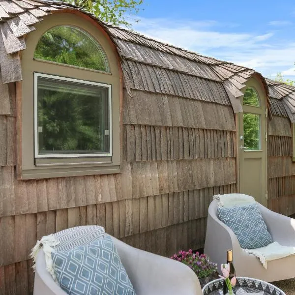 Iglucraft Tiny Haus im Naheland I Grill I Wasserspielpatz I W-LAN, hotel in Heddesheim