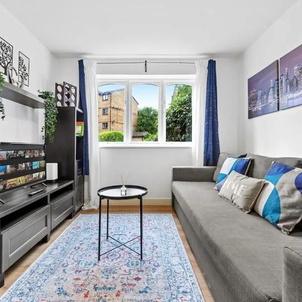 comfortable flat in new cross gate, hotel in London