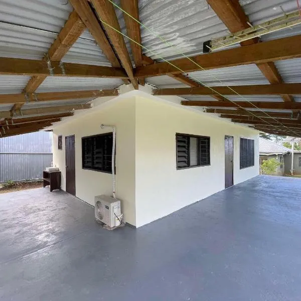 Stephanie's Homestay, hotel v Matei