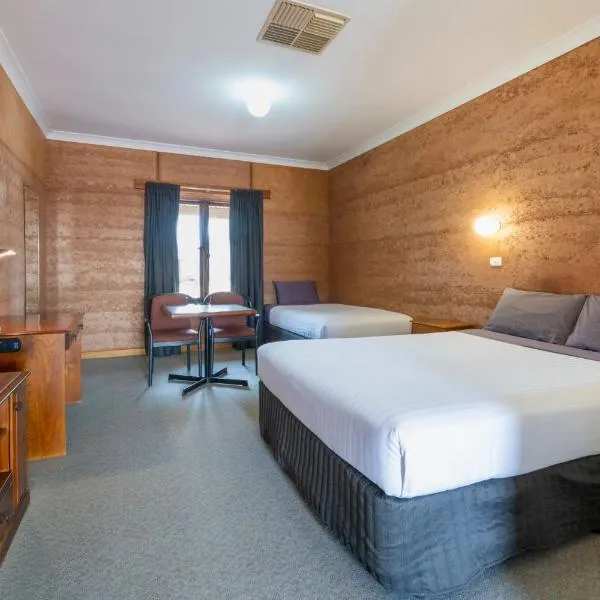 Mud Hut Motel, hôtel à Coober Pedy