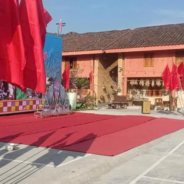 Mùa Pửi Lô lô homestay, hotel in Mèo Vạc