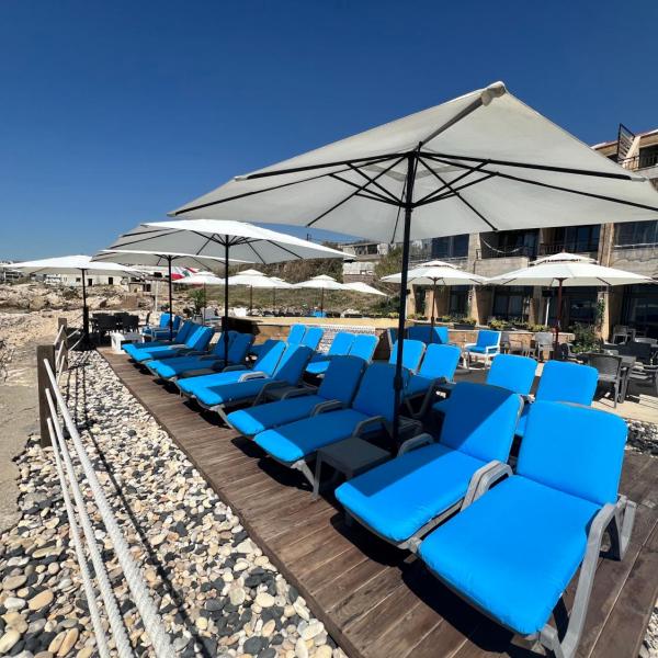 Golden Stone Beach, Halat Byblos