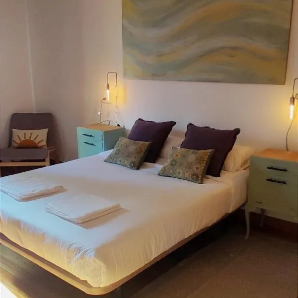 El Tercer Piso, hotel v destinaci Puente la Reina