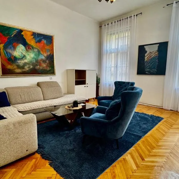 Spacious apartment in the city centre, hotel in Sarajevo