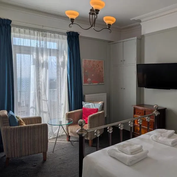 The White Rock Hotel, hotel in Hastings