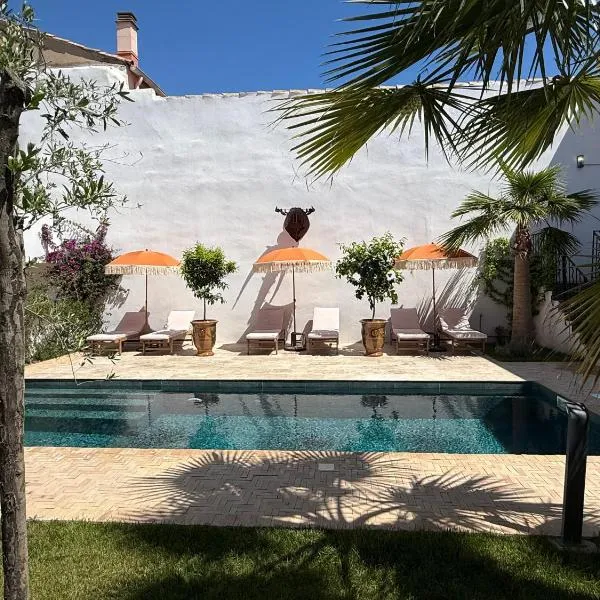 La Maison De Ville - Piscine & SPA, hotel in Sète