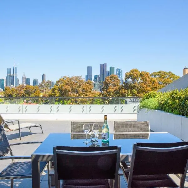 Cosmo Stays- Penthouse with Incredible City View, hotel a Melbourne
