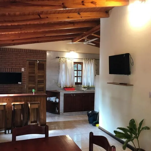 Cabaña Conectar Naturaleza, hotel in Ituzaingó