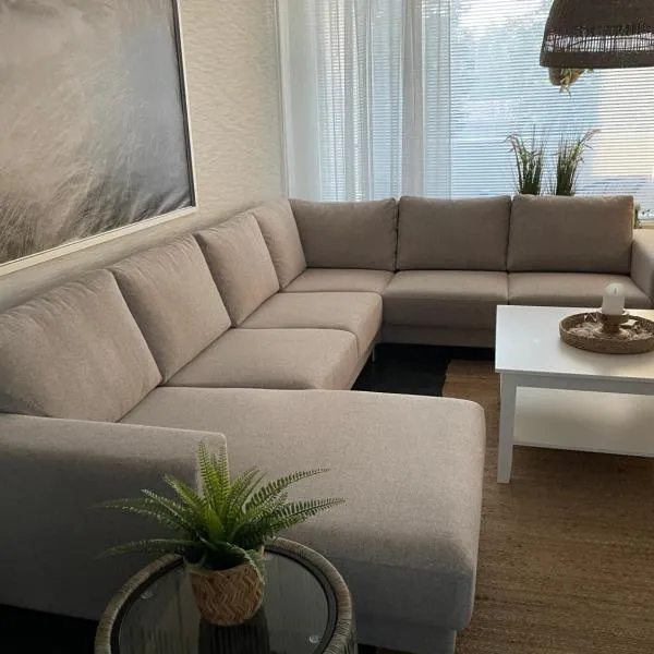 Yyterin Meriheinä, hotell Poris