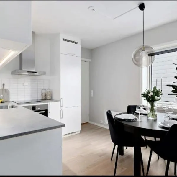 Wonderfully located, 2BR, Balcony, Hotel in Ålesund