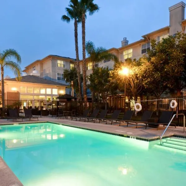 Residence Inn by Marriott Los Angeles LAX El Segundo, khách sạn ở El Segundo
