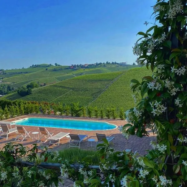 Panoramic Villa Garassino - country rooms and fine restaurant、トレイゾのホテル