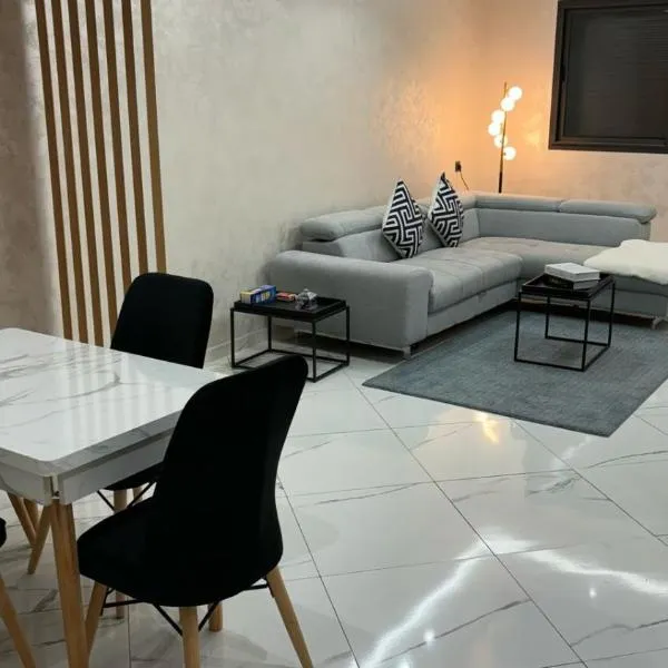 2ch haut standing - calme & chic, Hotel in Salé