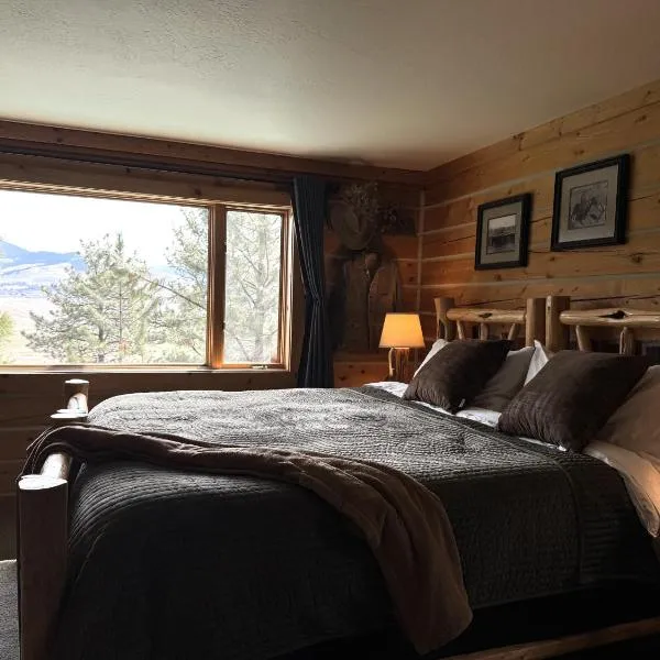 Blue Mountain Bed and Breakfast, hotel v destinaci Lolo