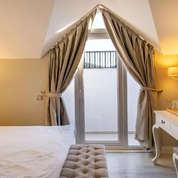 Pinehill Hotel & Suites, hotel in Oludeniz