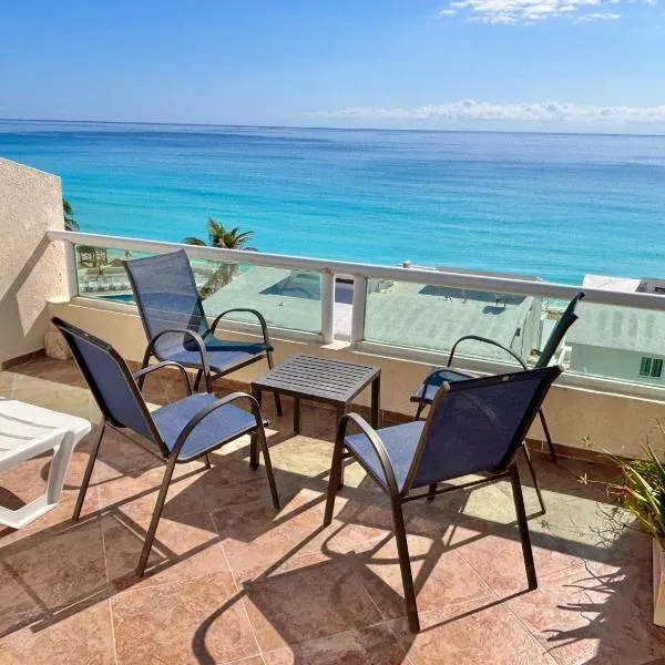 Brisas Shores Penthouse Beachfront, Ocean View Terrace Cancun Hotel Zone, 2 bedrooms, hotel v destinaci Cancún