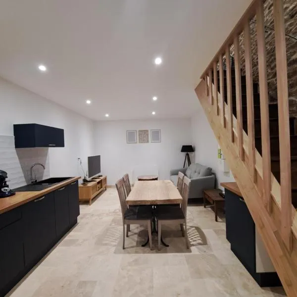 Chez Bigoude maison 4 voyageurs, hotel in Chaumont