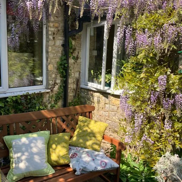 The Green Room in Kilmersdon, hotel v destinaci Radstock