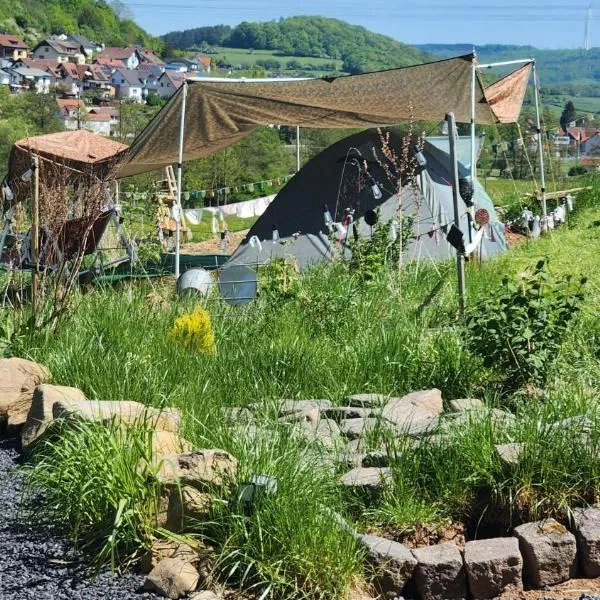 Camping im Igluzelt im Privatgarten mit Komfort Schlüchtern Main-Kinzig, hotel v destinaci Schlüchtern