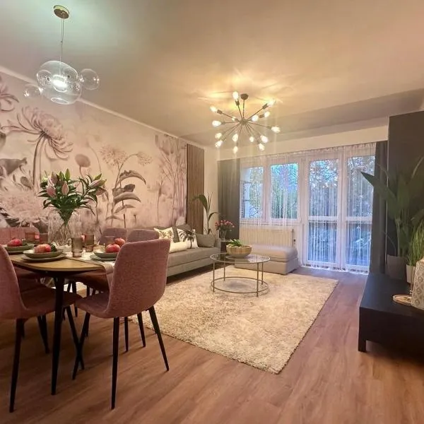 OrangeHomes Green Haven Apartment Buda, Hotel in Budapest