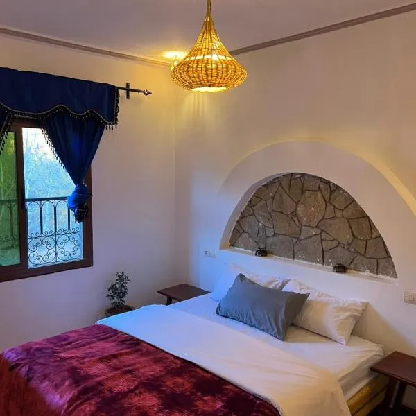 Kasbah Ait Marghad, ξενοδοχείο σε Aït Ougliff