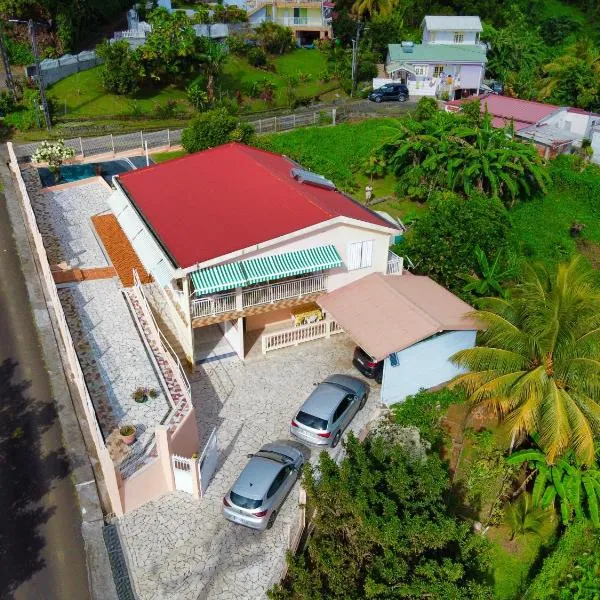 super grand T2 au robert, hotel v destinácii Le Robert