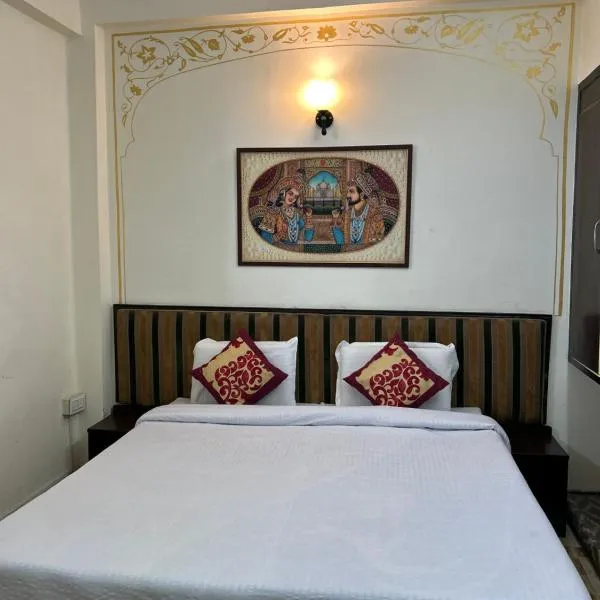 Maison Homestay, hotel di Agra