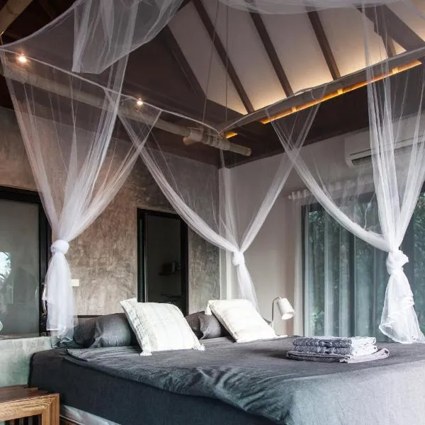 Deep Dream Chalet, ξενοδοχείο σε Hinkong