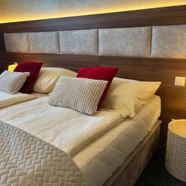 반스카 비스트리차에 위치한 호텔 Hotel Garni Expo