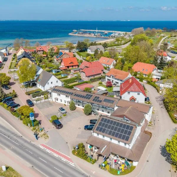 Gasthaus & Pension "Zur Schaabe", hotel in Glowe