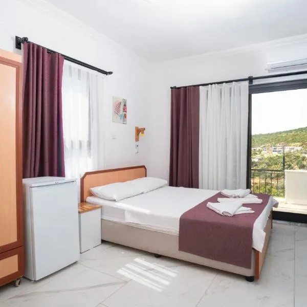 Hotel Sema، فندق في باتارا