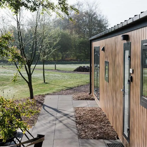 De Eend - Tiny house in de Zeeuwse Natuur, hotel in Driewegen