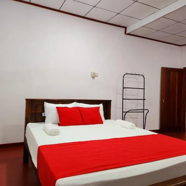 Mango Villa Hiriketiya, hotel in Hiriketiya