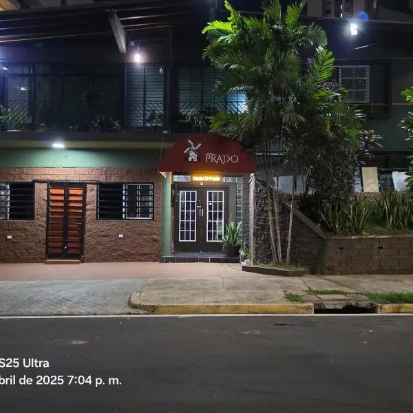 Hostal EL Prado, hotel i Panama City