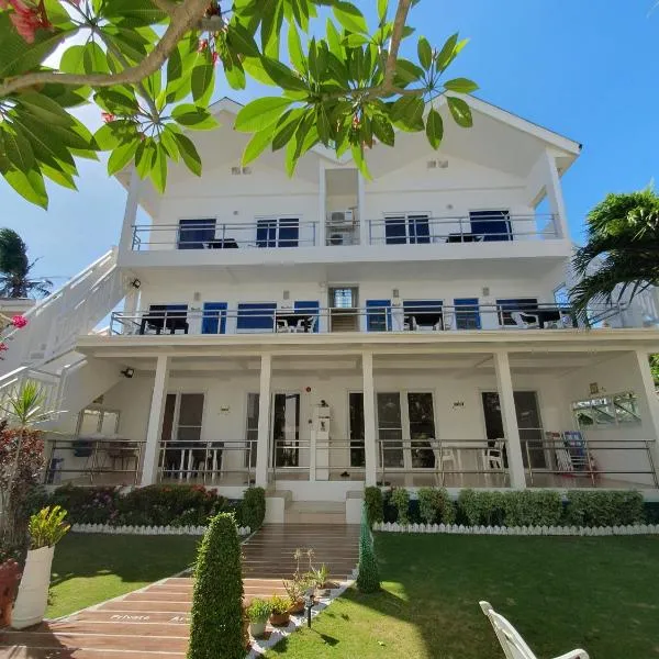 ClubBoracay Apartelle, hotel en Boracay