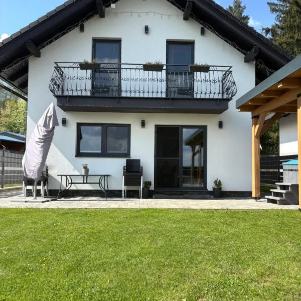 Chata Motýľ Oravská priehrada, ξενοδοχείο σε Lavkovo