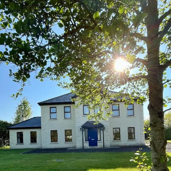 Countryside House & private garden, hôtel à Limerick