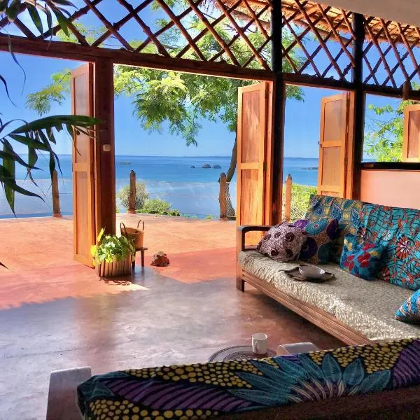 Makako Lodge, hotel in Ampangorinana