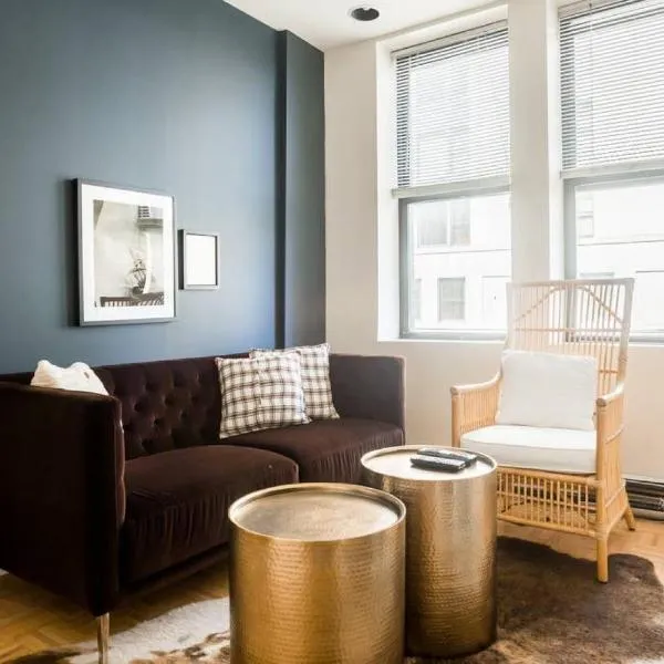 Awesome 2 bed 1.5 bath Downtown Apartment, отель в Бостоне