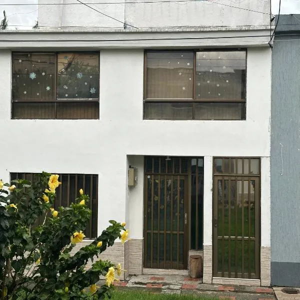 Alojamientos por aeropuerto villa olímpica estadio expofuturo、ペレイラのホテル