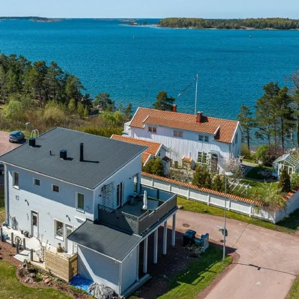 House with sea view in Mariehamn, ξενοδοχείο σε Mariehamn