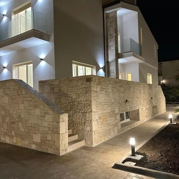 Villa Andrea Luxury Apartment, hotel a Bari