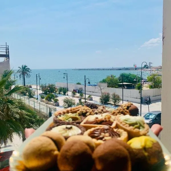 La Terrazza Sul Mare Luxury, hotel v destinaci Manfredonia