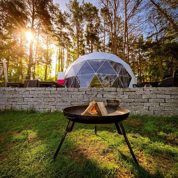 Glamping pod Orłem, hotel v destinaci Cedynia