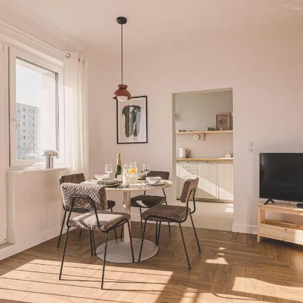 2HomeRent Brzozowa 10 Minutes from Airport, hotel in Bydgoszcz