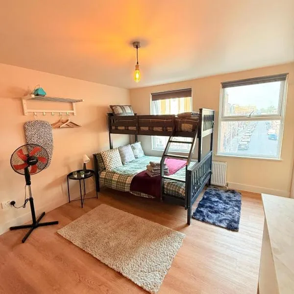 Tooting Broadway Guest Studios, hotel in London